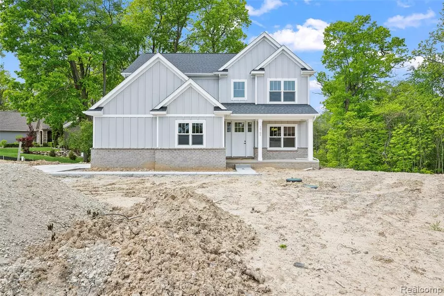 10705 Deer Ridge Trail, Rose Twp, MI 48442