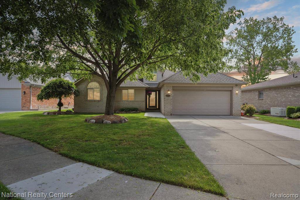 41250 Scarborough Court, Clinton Twp, MI 48038