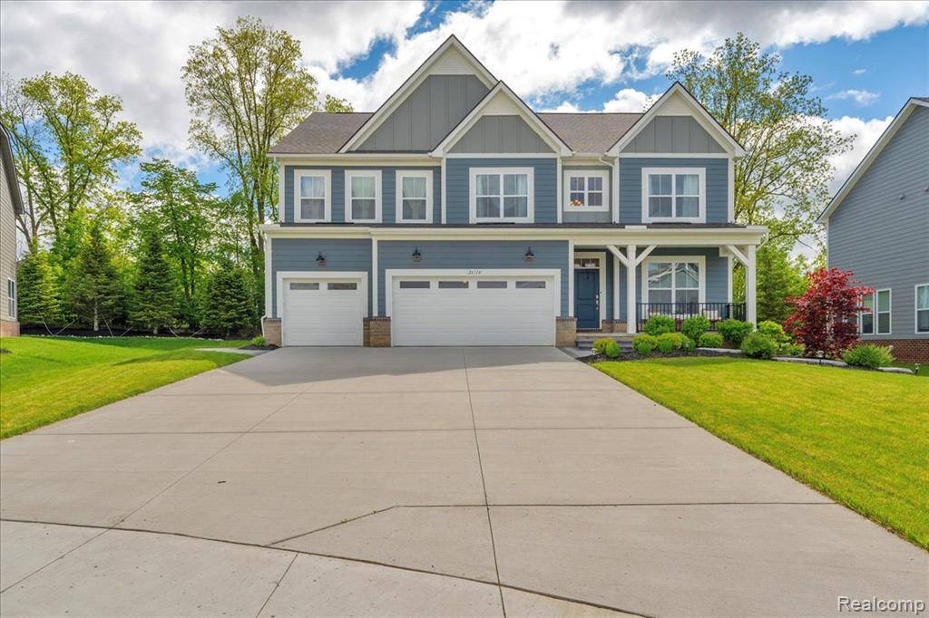 24324 Oak Ridge Boulevard, South Lyon, MI 48178