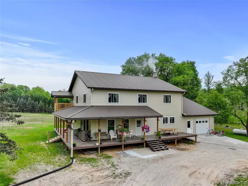 8875 N Lakola Road, Dover Twp, MI 49688