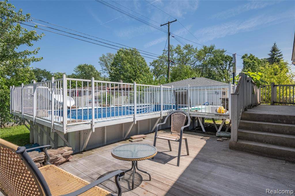 Clinton Twp, MI 48035,36426 Weideman Street