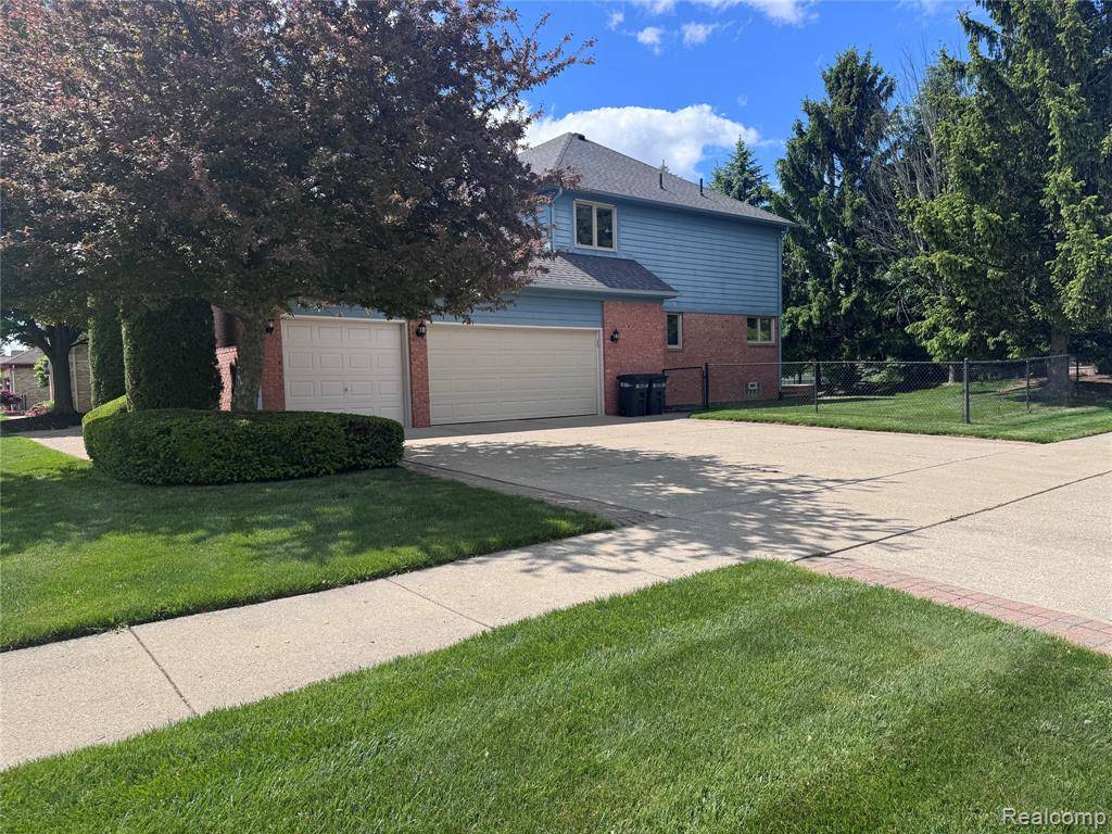 Chesterfield Twp, MI 48047,34301 W Hill Drive