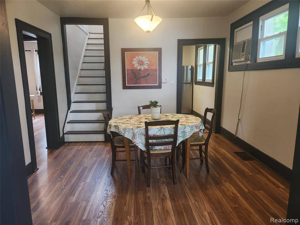 Hazel Park, MI 48030,428 E Milton Avenue