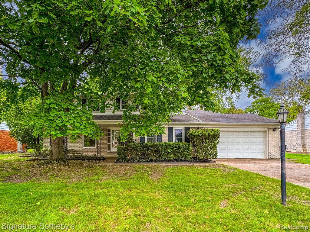 28988 Ramblewood Drive, Farmington Hills, MI 48334