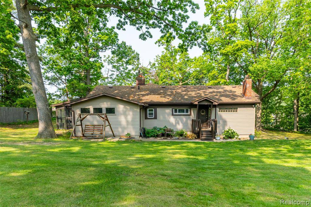 421 S Opdyke Road, Auburn Hills, MI 48326