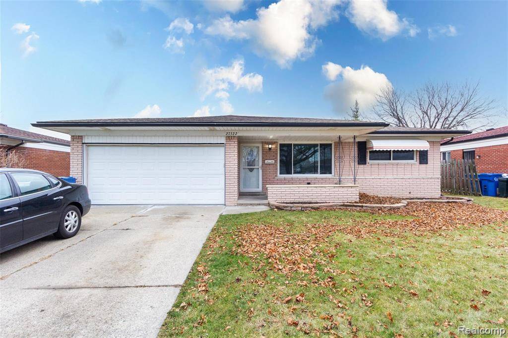 27322 NEWPORT Drive, Warren, MI 48088