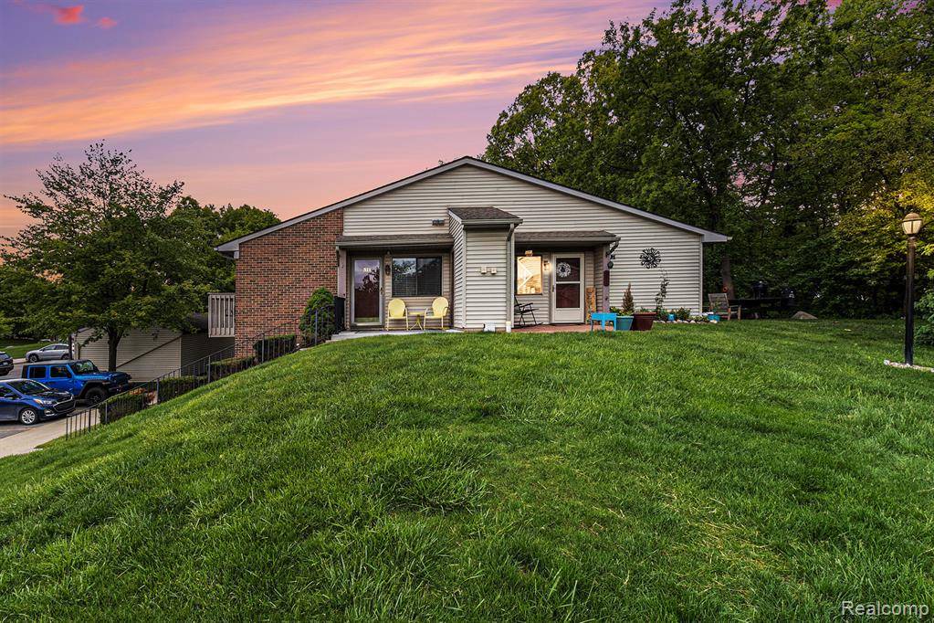 Brighton, MI 48116,313 Spring Brooke Drive