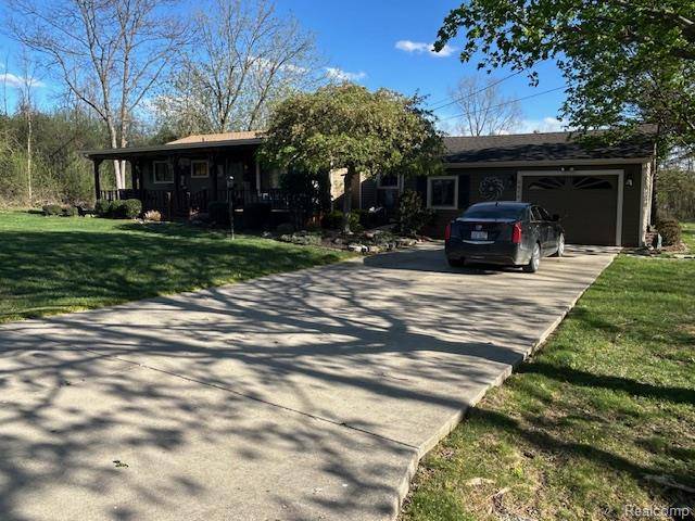 2416 Morton Avenue, Grand Blanc, MI 48507