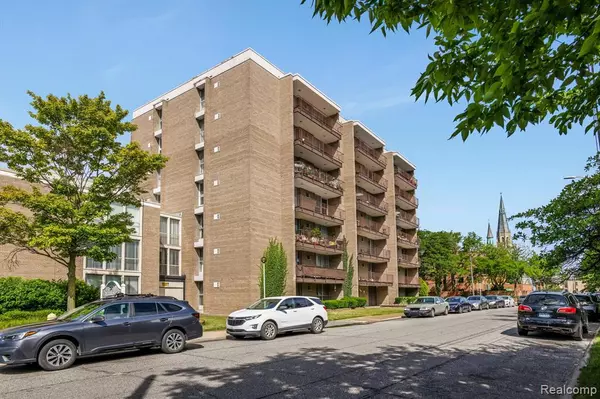 Detroit, MI 48207,1941 Orleans Street 72