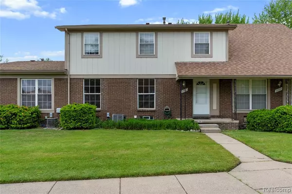 35502 Townley Drive 265, Sterling Heights, MI 48312