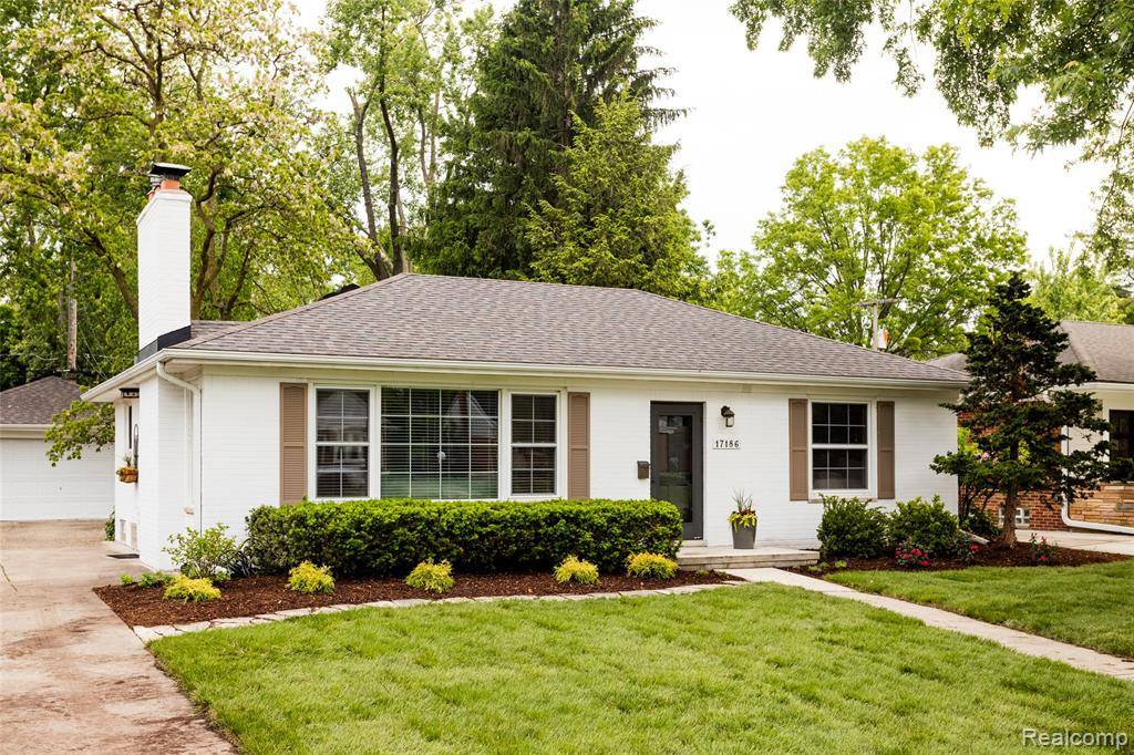 17186 Buckingham Avenue, Beverly Hills Vlg, MI 48025