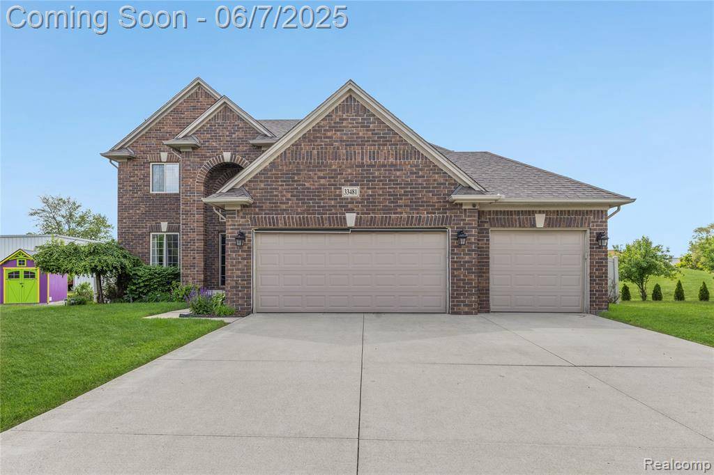 33481 Ashton Drive, Sterling Heights, MI 48312