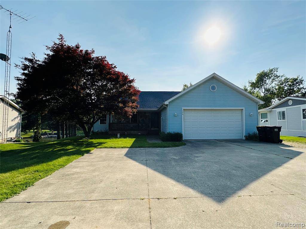 126 Claremont Circle, Columbia Twp, MI 49230