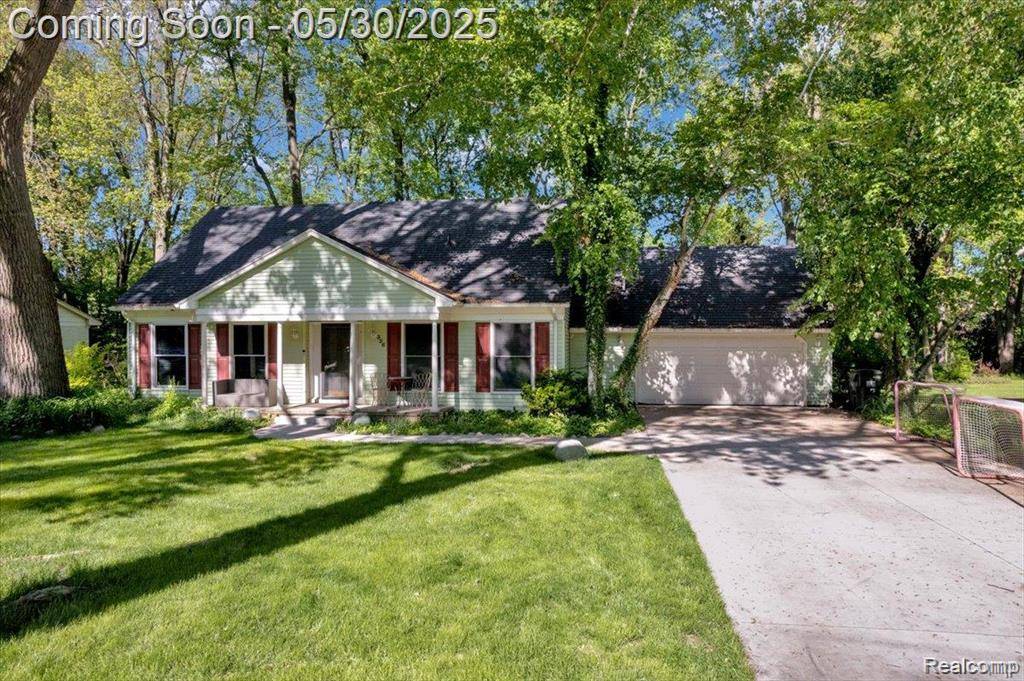 326 Orchardale Drive, Rochester Hills, MI 48309