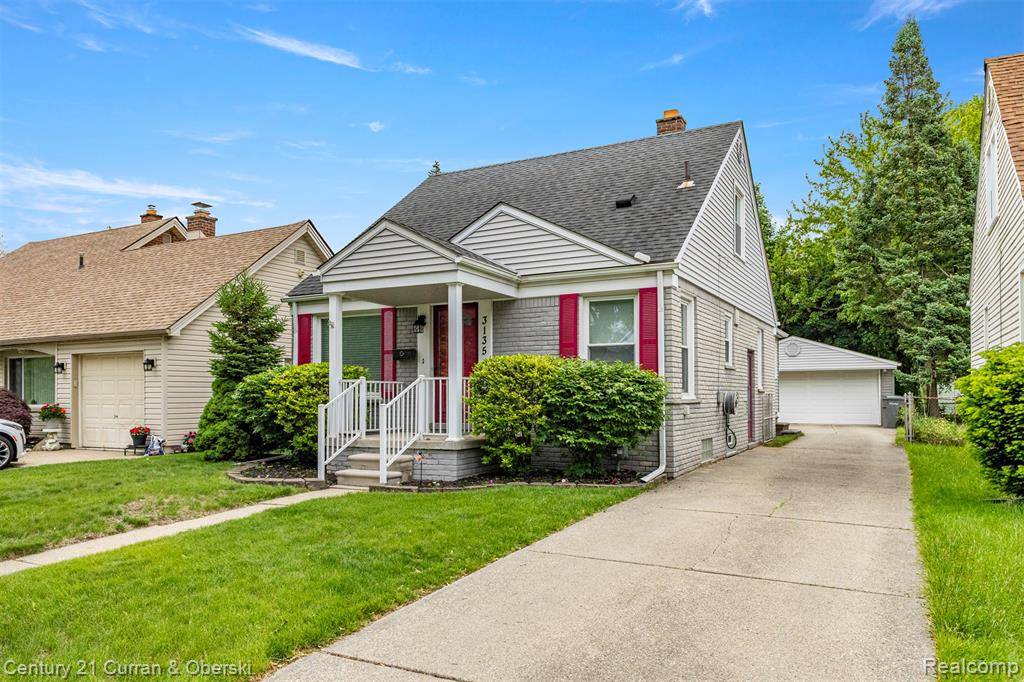 3135 Raymond Avenue, Dearborn, MI 48124