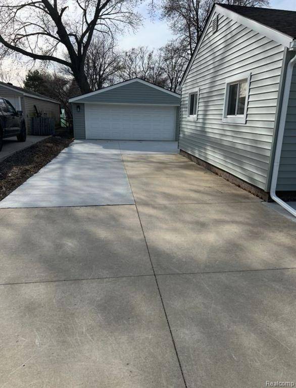 Troy, MI 48083,3293 Talbot Drive