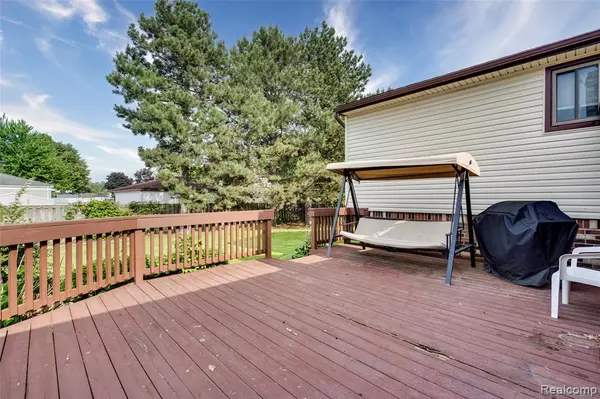 Woodhaven, MI 48183,24705 Colonial Drive