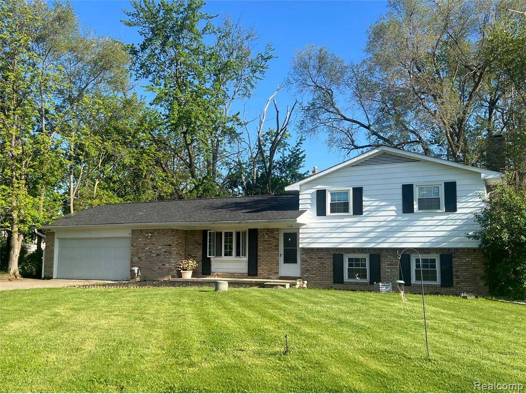 1150 E Hill Road, Grand Blanc, MI 48439