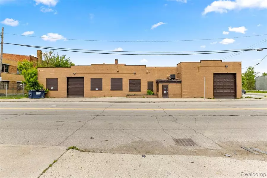 12950 LYNDON Street, Detroit, MI 48227