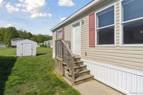 Grand Blanc, MI 48439,29 Fox Hound Court