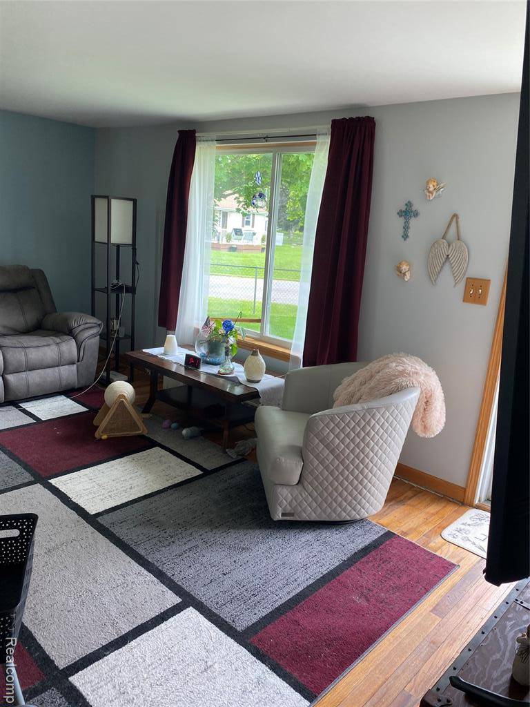 Davison, MI 48423,7053 Allegan Drive