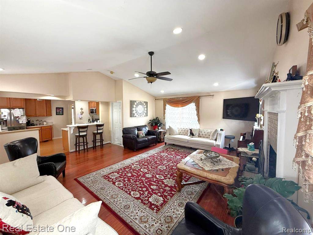 Dearborn, MI 48128,1300 Nightingale Street