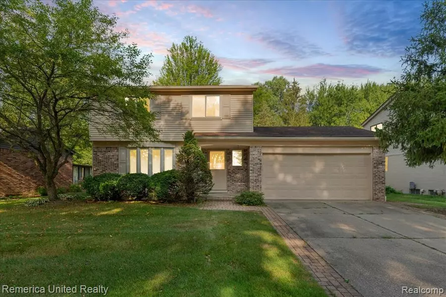 3455 Harmony Drive, Troy, MI 48083