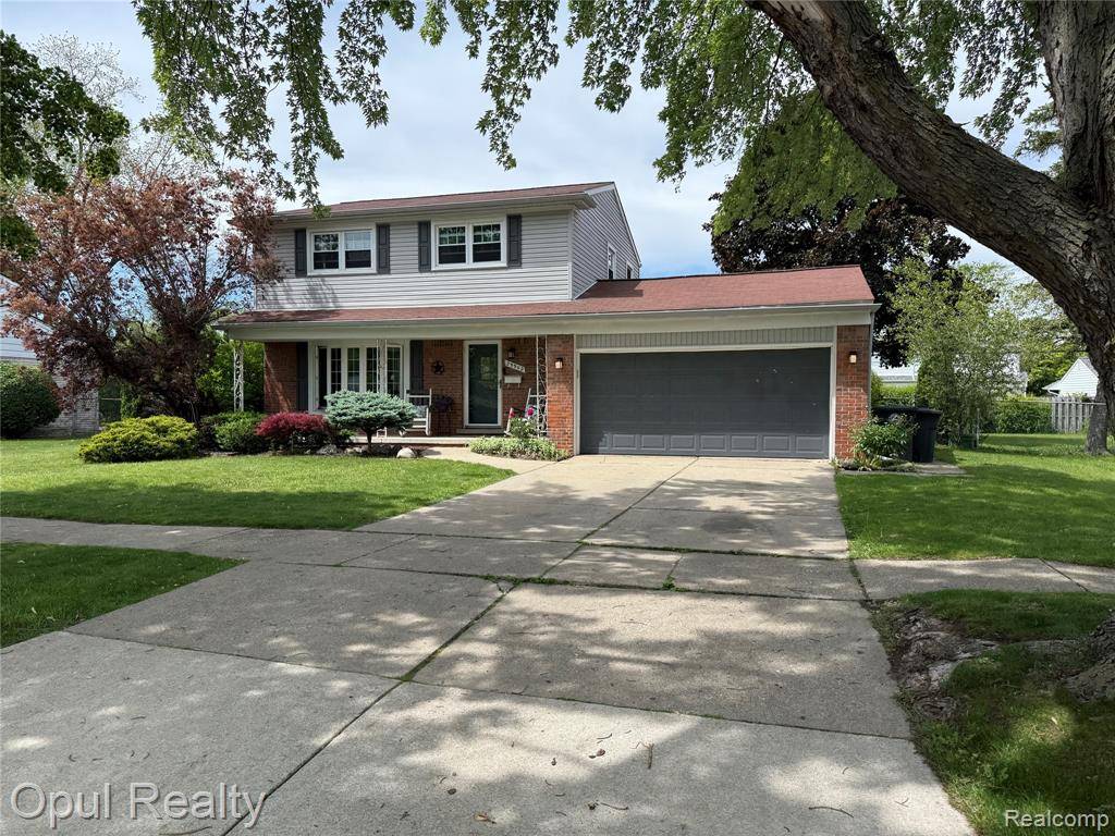 Livonia, MI 48154,29902 Lyndon Street