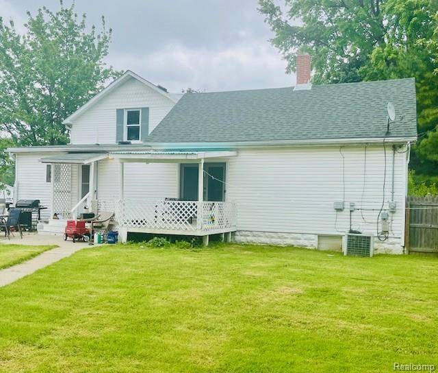 Capac Vlg, MI 48014,203 S Main Street