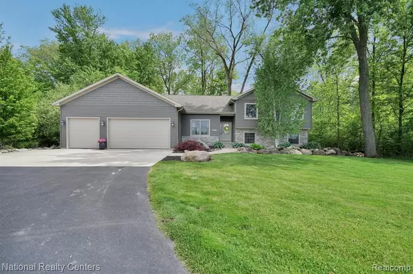 5257 Brookshire Drive, Almont Twp, MI 48003