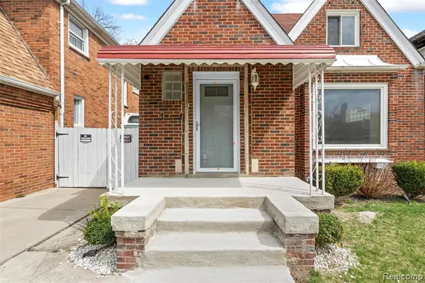 Detroit, MI 48221,18696 CHERRYLAWN Street