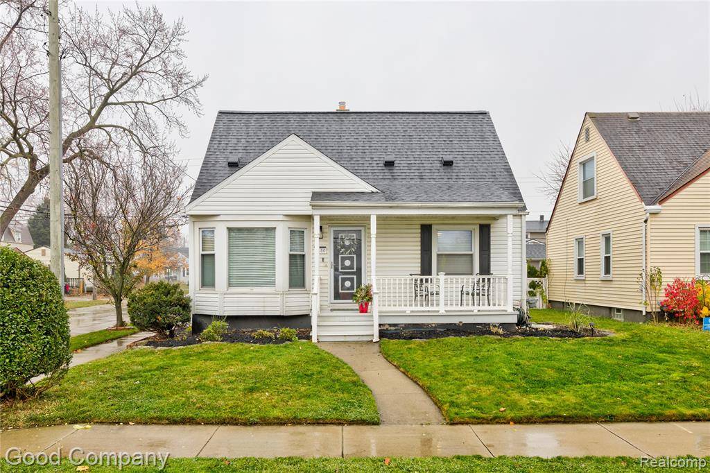 2480 Woodward Heights, Ferndale, MI 48220