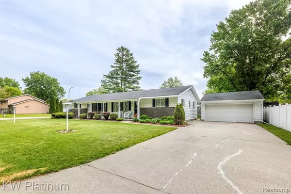 Port Huron, MI 48060,3404 3402 Appomattox Drive
