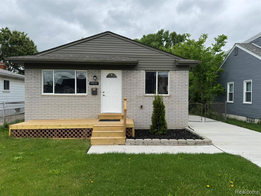 19031 Meier Street, Roseville, MI 48066