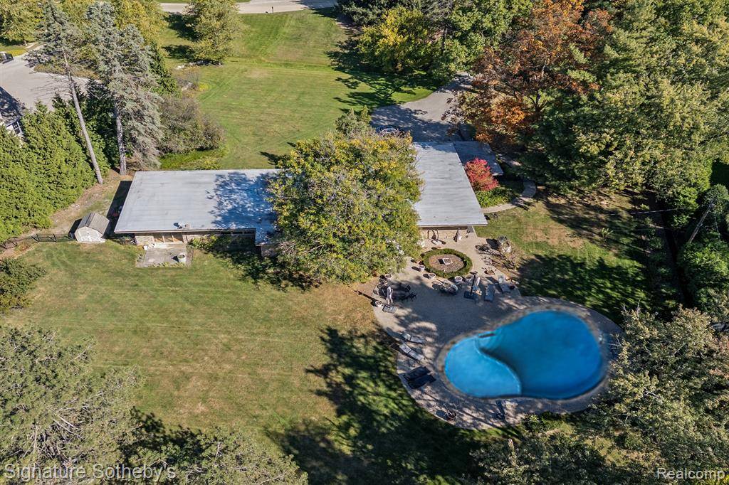 Bloomfield Twp, MI 48304,5280A BROOKDALE Road