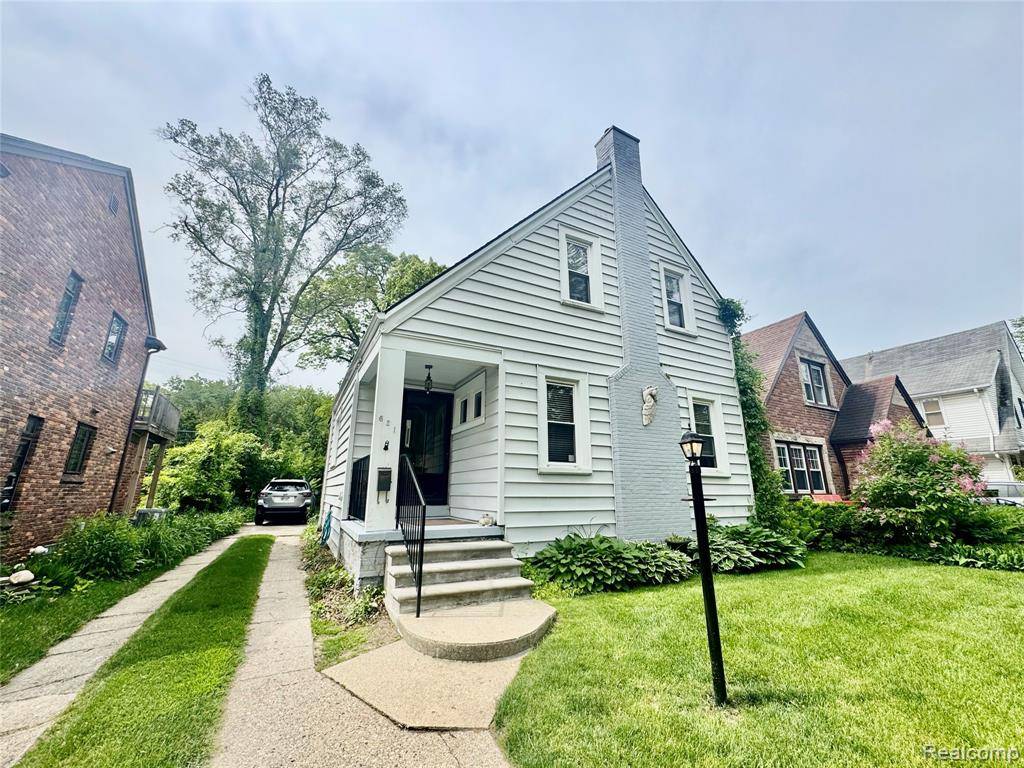 Ferndale, MI 48220,621 W Cambourne Street