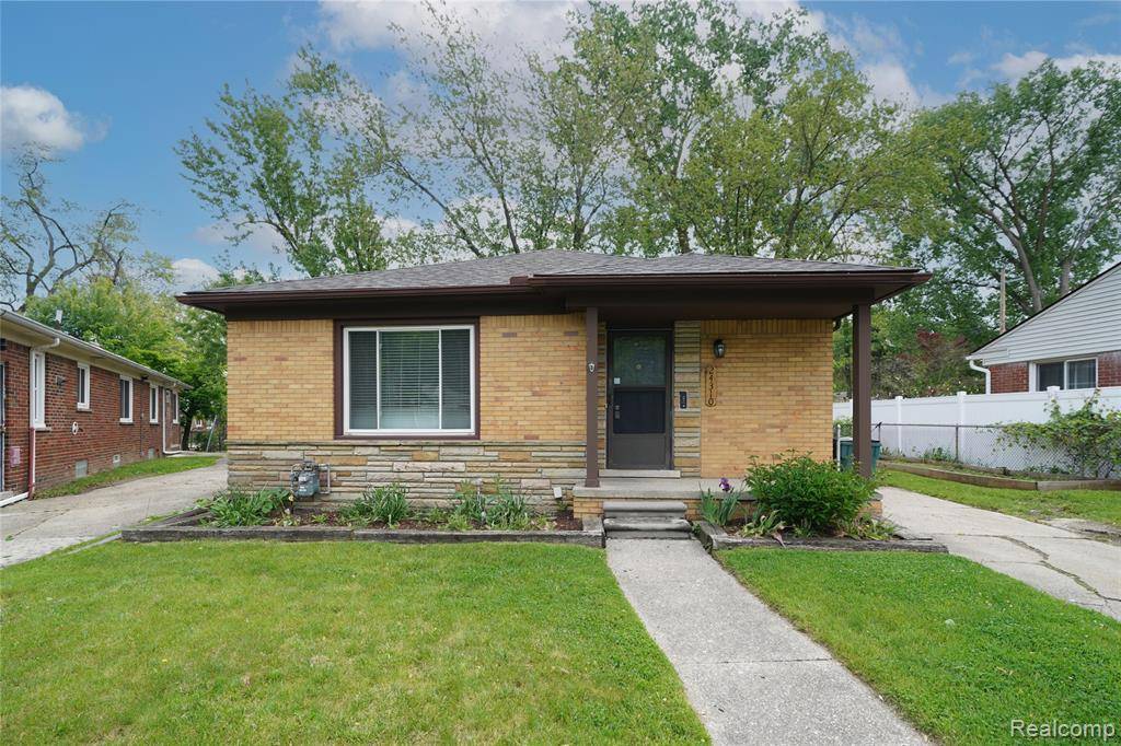 24310 Geneva Street, Oak Park, MI 48237