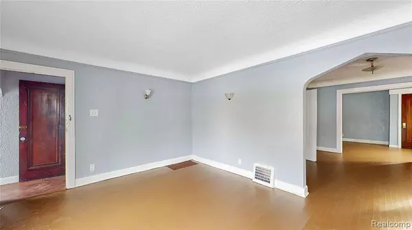 Detroit, MI 48238,15922 Turner Street