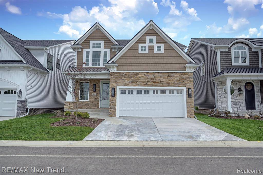 213 MOUNTAIN VIEW LANE, Milford Vlg, MI 48381