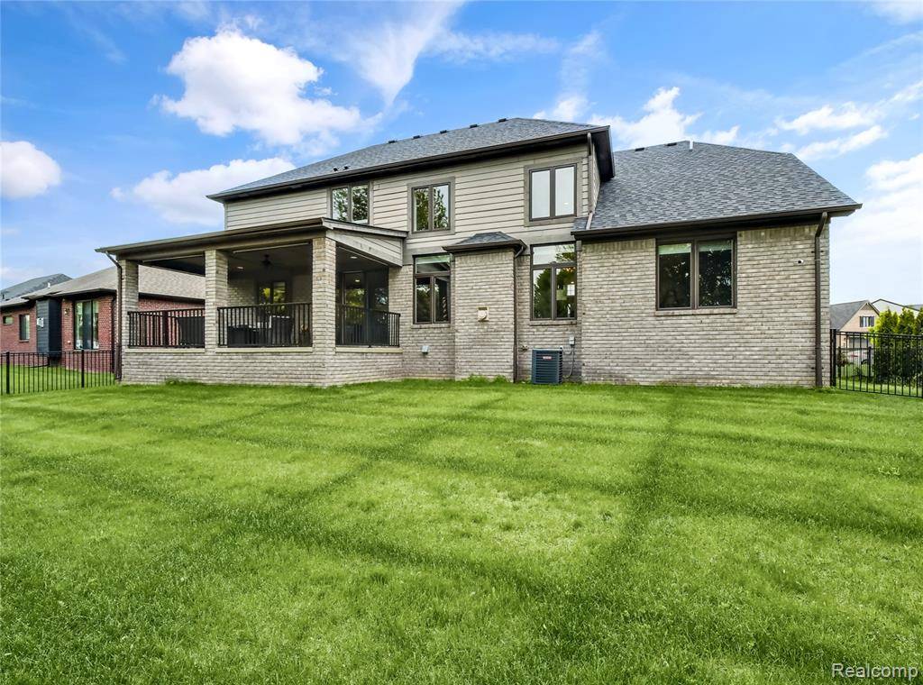 Macomb Twp, MI 48044,50011 Anita Way N