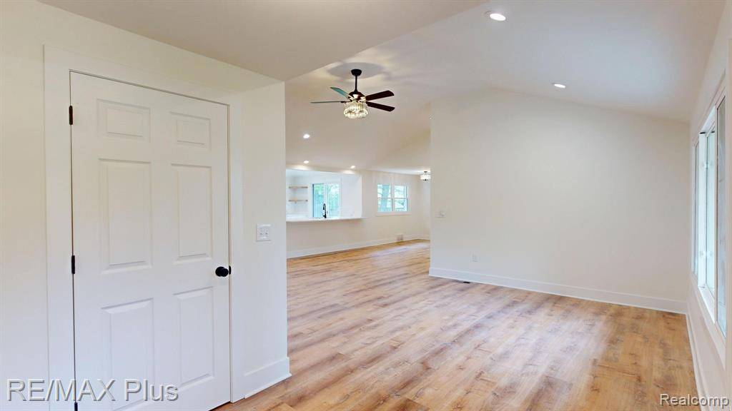 Lapeer Twp, MI 48446,1022 Turrill Road