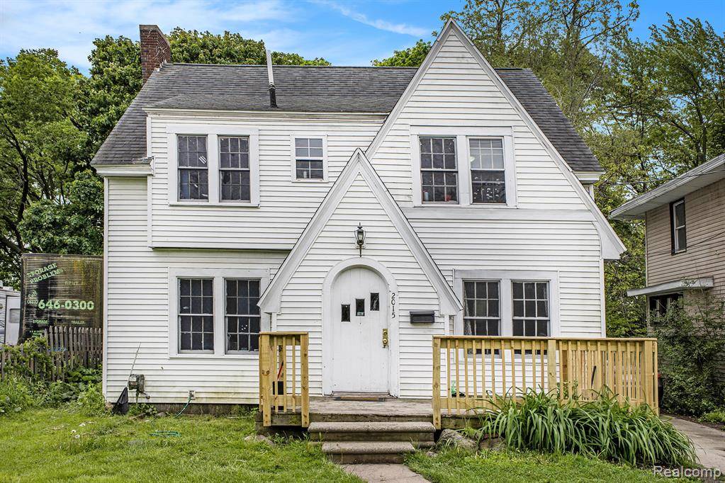 2015 W Malcolm X Street, Lansing, MI 48915