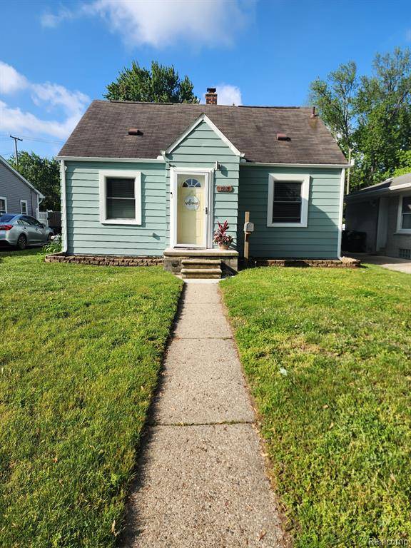 St. Clair Shores, MI 48081,21802 Madison Street