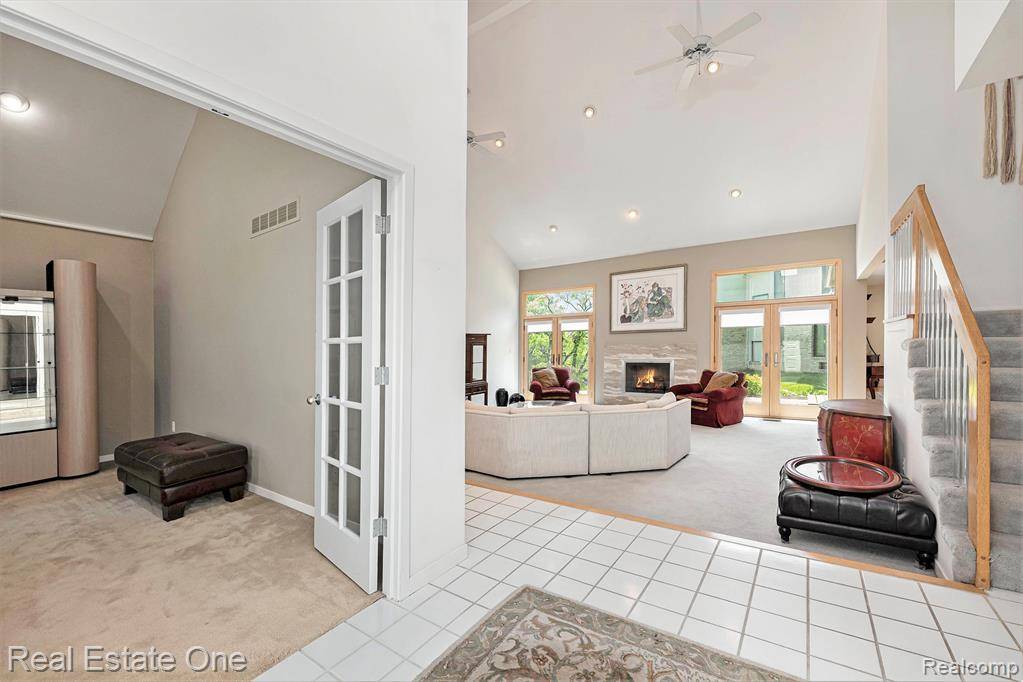 West Bloomfield Twp, MI 48323,5299 Pond Bluff Drive