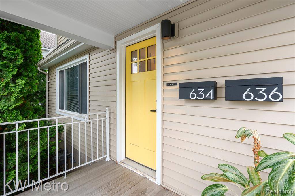 Ferndale, MI 48220,634 E Lewiston Avenue