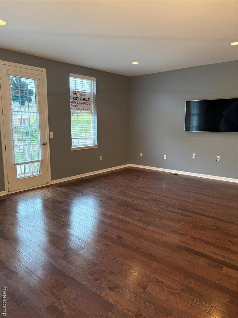 Shelby Twp, MI 48316,56645 Long Island Dr
