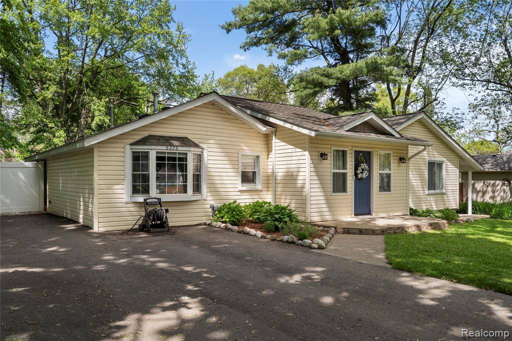 Waterford Twp, MI 48329,6226 Rowley Boulevard