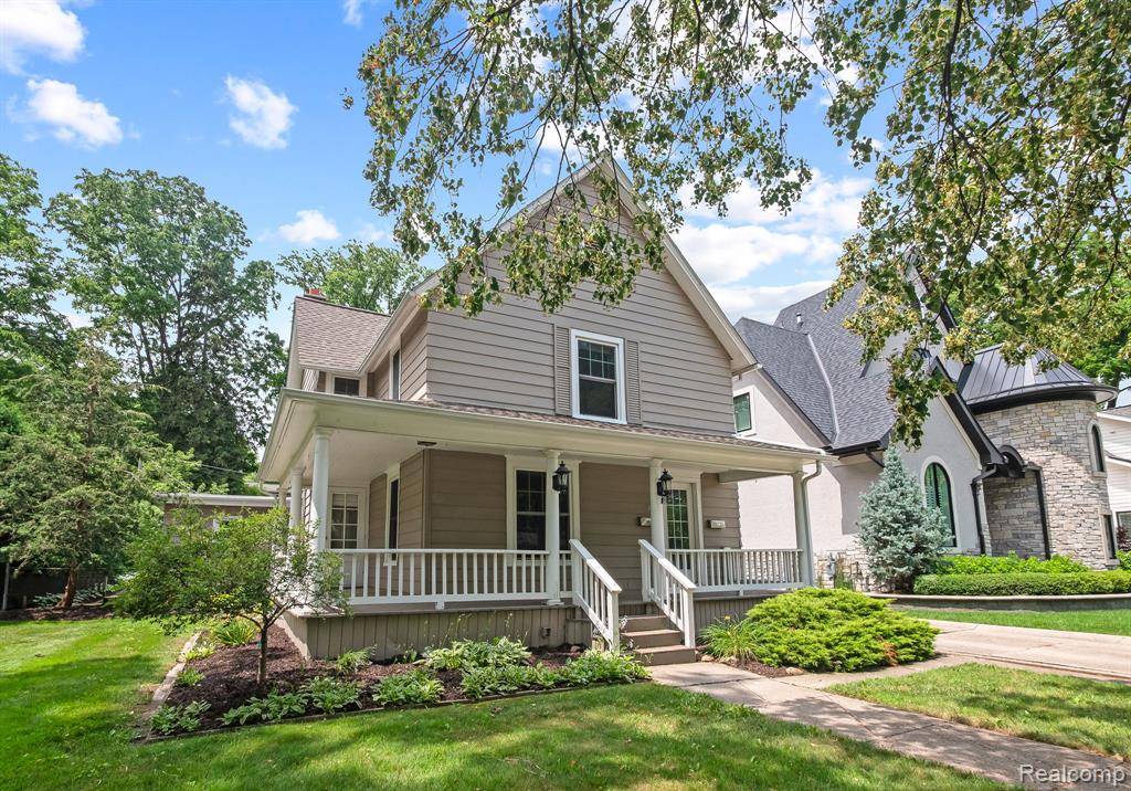 319 Oak Street, Rochester, MI 48307