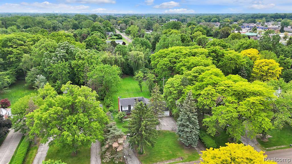 Warren, MI 48092,2408 Otter Street