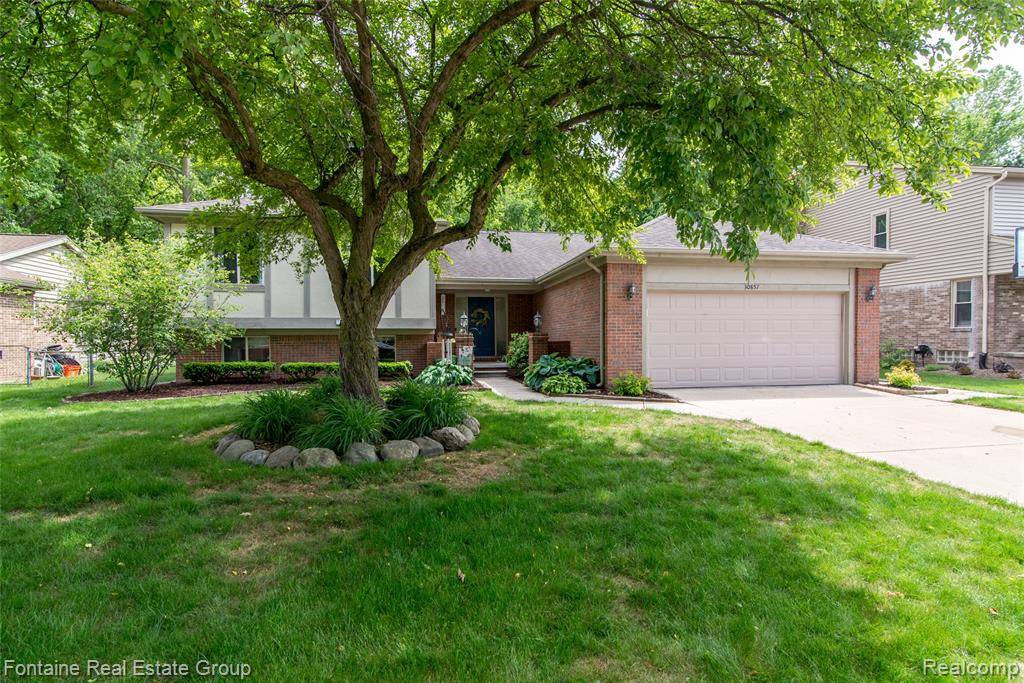30857 Mayville Street, Livonia, MI 48152